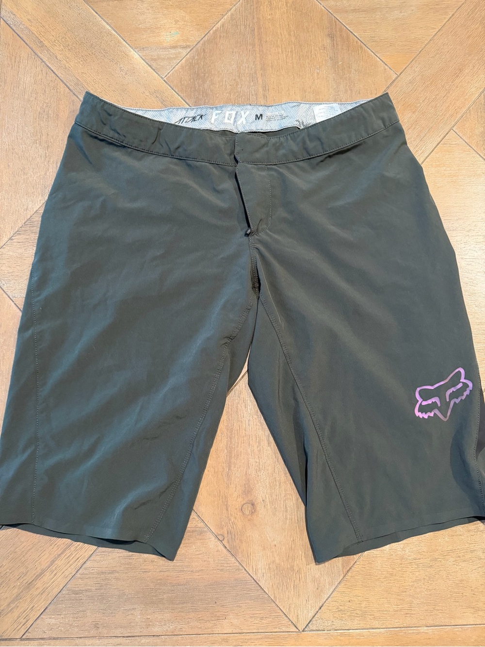 Fox Racing Attack Mens Shorts Size Medium Dark Gray TruMotion